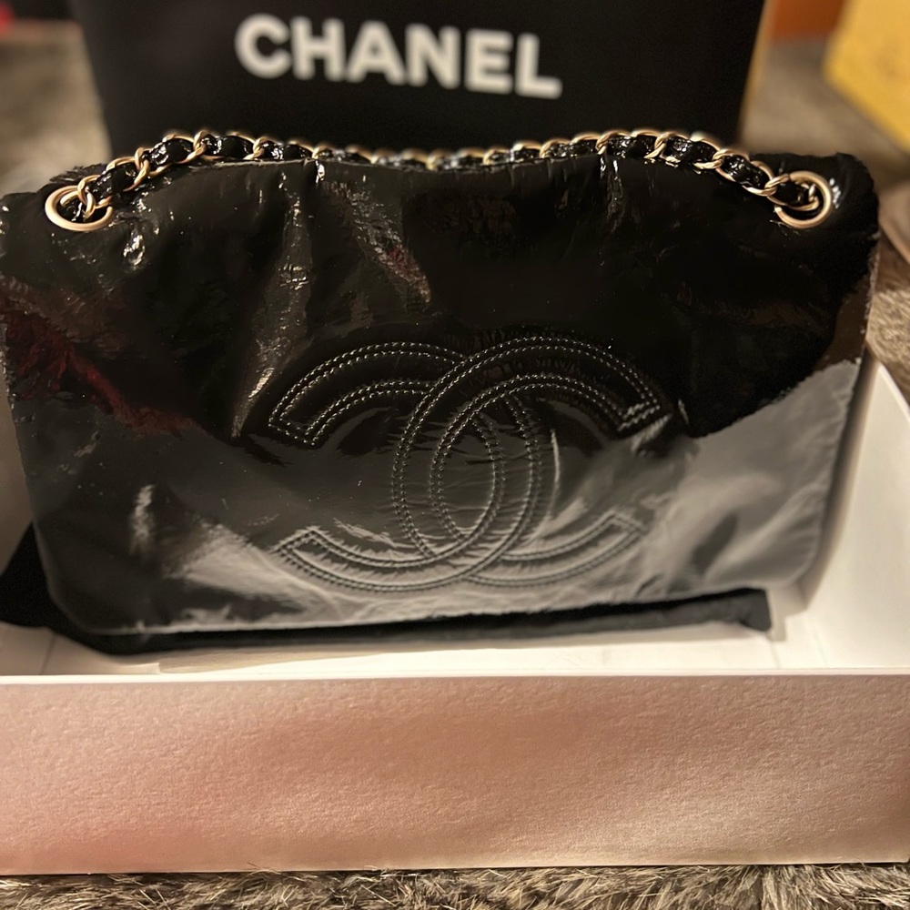 Authentic CHANEL “Rock & Chain” Shoulder Bag - Picture 2 of 7
